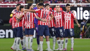 El Club Deportivo Guadalajara marcha en la novena posición del actual torneo, pues su juego se ha visto afectado por la gran cantidad de bajas que ha tenido.