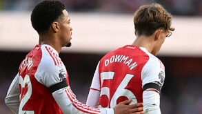 Max Dowman ha sorprendido a propios y extraños por lo que es capaz de hacer dentro del campo a pesar de su corta edad.
