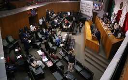 El Congreso de Nuevo León envío a la Cámara de Diputados una propuesta para la reducción gradual de la jornada laboral hasta las 40 horas semanales.