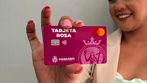 Con esta tarjeta, las mujeres originarias de Guanajuato han recibido desde el mes de febrero un apoyo económico de mil pesos bimestrales.