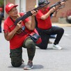 La tensión aumenta: Venezuela lleva a cabo adiestramiento militar para civiles
