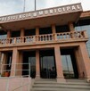 El incidente no tardó en desatar críticas en redes sociales, donde usuarios reprocharon la conducta del líder campesino de la UNTA.