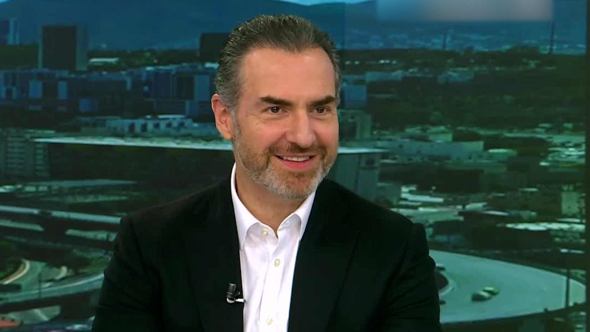 Adrián de la Garza confirma: Sí, aspira a la gubernatura de Nuevo León en 2027, pero su foco está en dar 