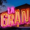 El reality 'La Granja VIP', conducido por Adal Ramones, contará con transmisión en vivo las 24 horas del día, permitiendo al público seguir a los participantes.