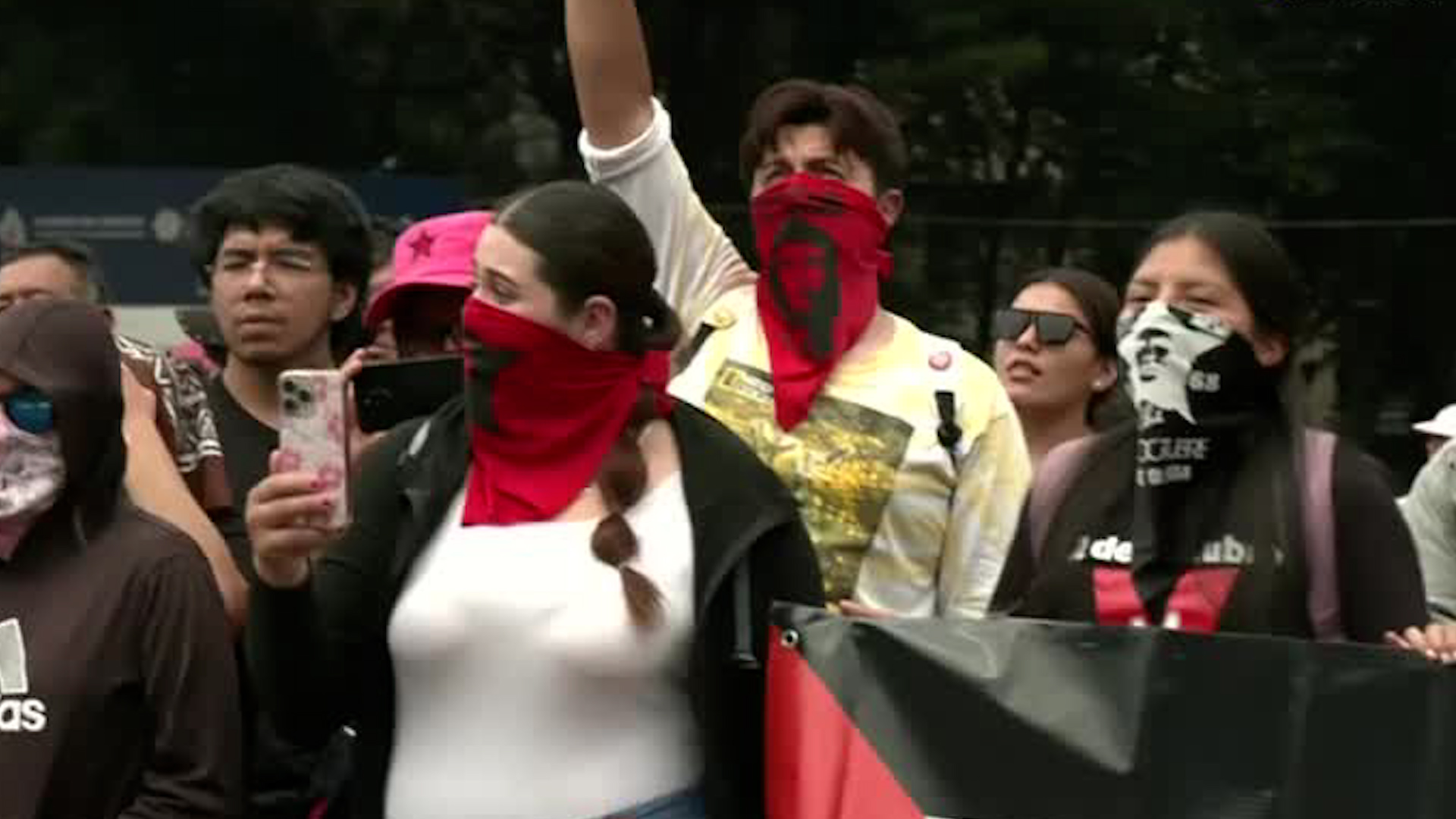 Le jefa de Gobierno de la CdMx, Clara Brugada, realizó un homenaje a los estudiantes asesinados en Tlatelolco.