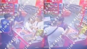 El hombre tuvo que ser detenido por trabajadores y clientes para evitar que siguiera golpeando al trabajador de las Tiendas 3B