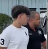Adolescente fue detenido por hacer una inusual pregunta a ChatGPT durante clases.