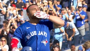 El mexicano Alejandro Kirk consiguió ser el mejor jugador del partido ante Yankees tras marcar Home Run.