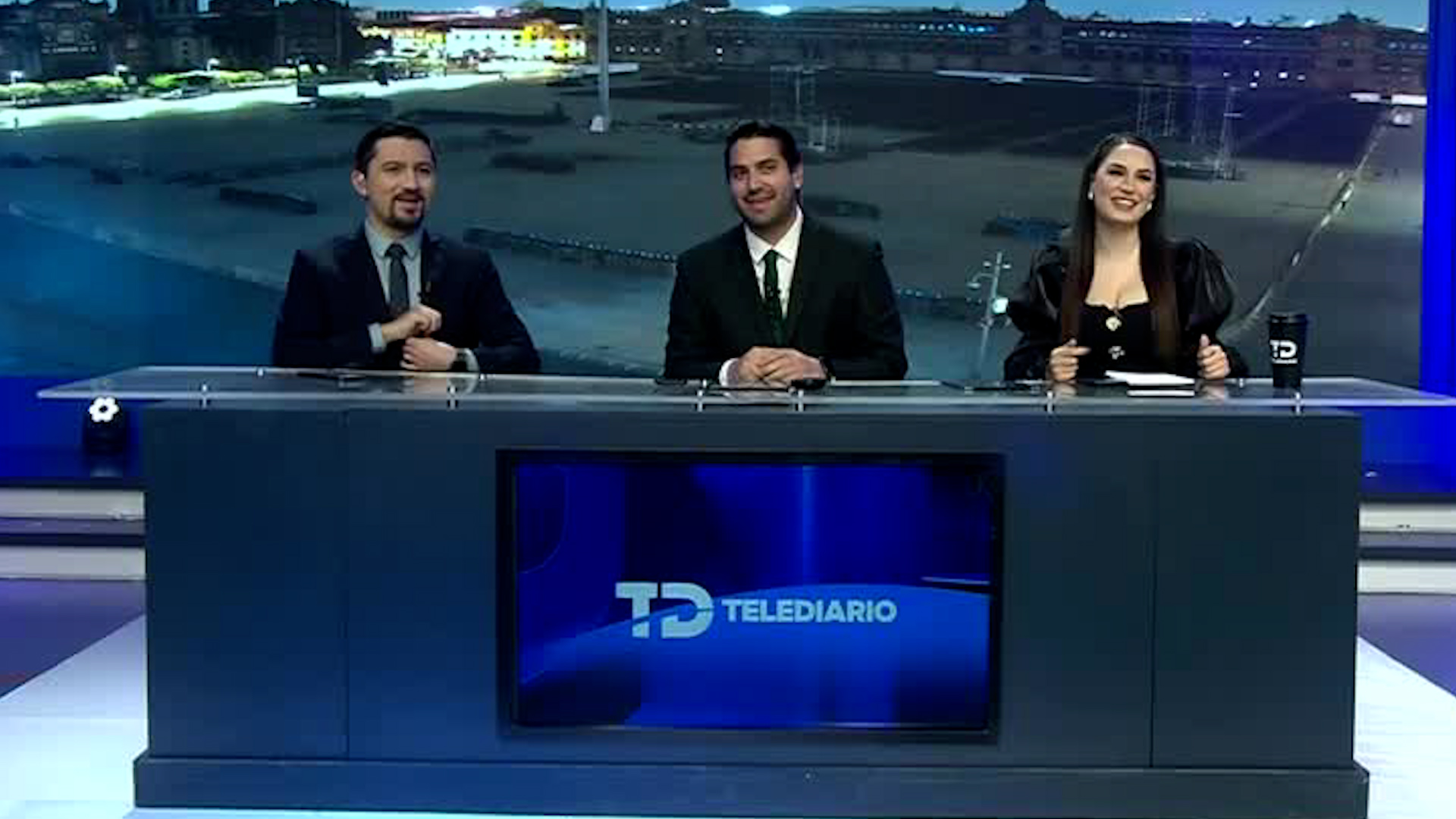 Programa conducido por Monserrat Contreras, Joel Valdez y Rodrigo Rico, sábado 04 de octubre de 2025.