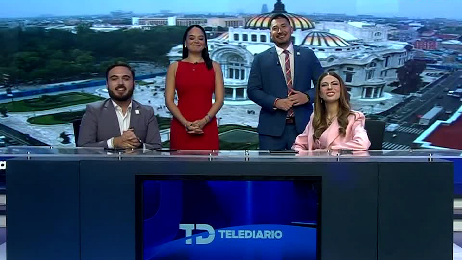 Programa conducido por Pamela Villanueva y Rubén Carreón, sábado 04 de octubre de 2025.