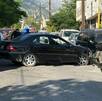 Hombres ebrios chocan varios vehículos en Santa Catarina