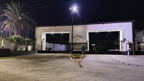 Dos niñas, de 7 y 11 años, presuntamente perdieron el conocimiento al entrar al agua con corriente eléctrica en una alberca de Torreón, Coahuila.