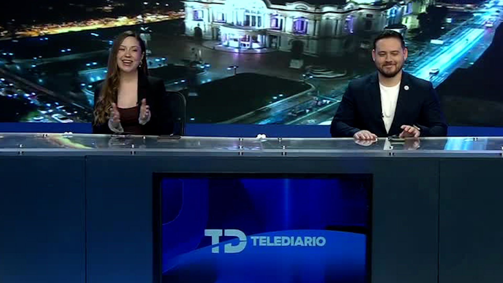 Programa conducido por Priscila Cantú y Fernando Robles, sábado 04 de octubre de 2025.