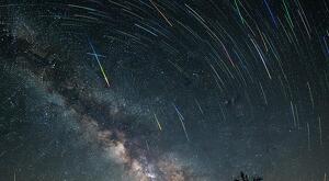 Las estrellas draconicas son una especie de meteorito que se desprenden del cometa 21P/Giacobini-Zinner, ubicado en la constelación del Dragón.