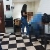 El hombre que murió se desplomó súbitamente al suelo mientras comía chicharrón de bofe, comenzando a convulsionar y babear.