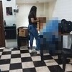 El hombre que murió se desplomó súbitamente al suelo mientras comía chicharrón de bofe, comenzando a convulsionar y babear.