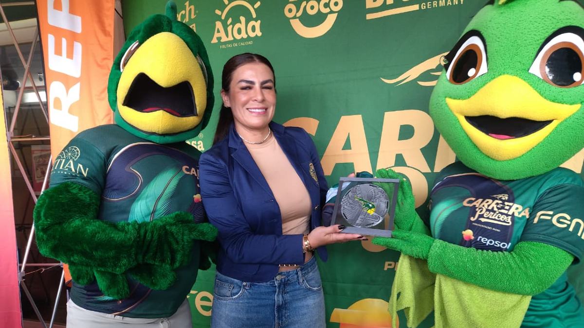 presentación de la medalla carrera pericos de puebla 2025
