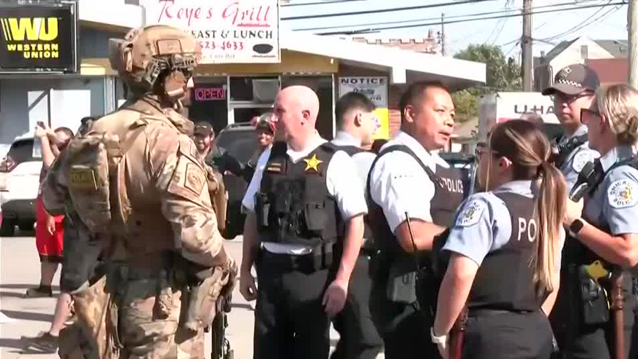 La llegada de la Guardia Nacional a Chicago para redadas contra migrantes genera terror entre la población latina.