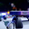 Un violento ataque armado dejó un hombre sin vida y dos presuntos responsables gravemente heridos la noche del domingo 5 de octubre en la colonia La Escondida.