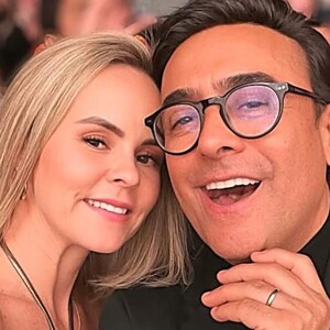 Adal Ramones y su esposa se conocieron en 2011 y en 2017 decidieron contraer matrimonio. Adal Ramones y su esposa se conocieron en 2011 y en 2017 decidieron contraer matrimonio.