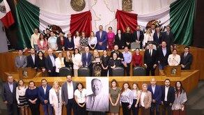 Alana Fernández, hija de Fernández Garza, agradeció al Congreso