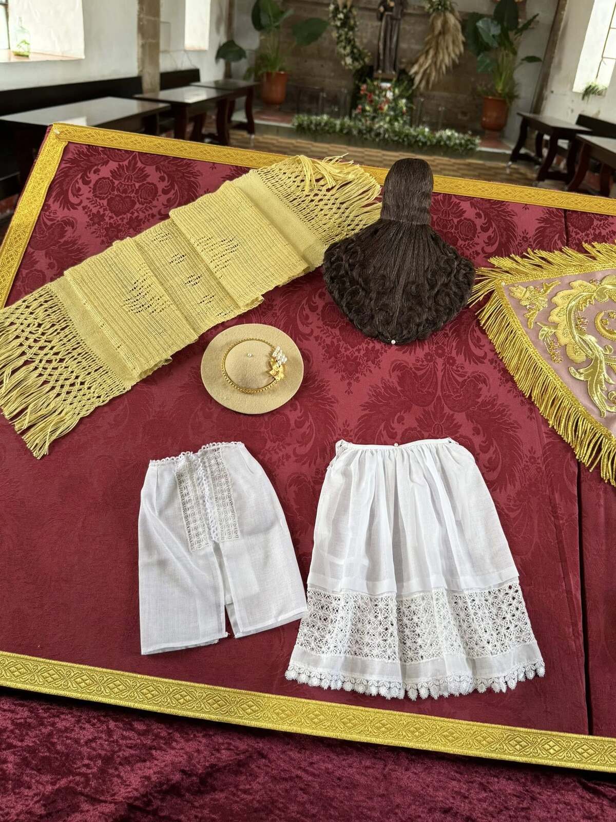 Virgen de Zapopan atuendo Romería