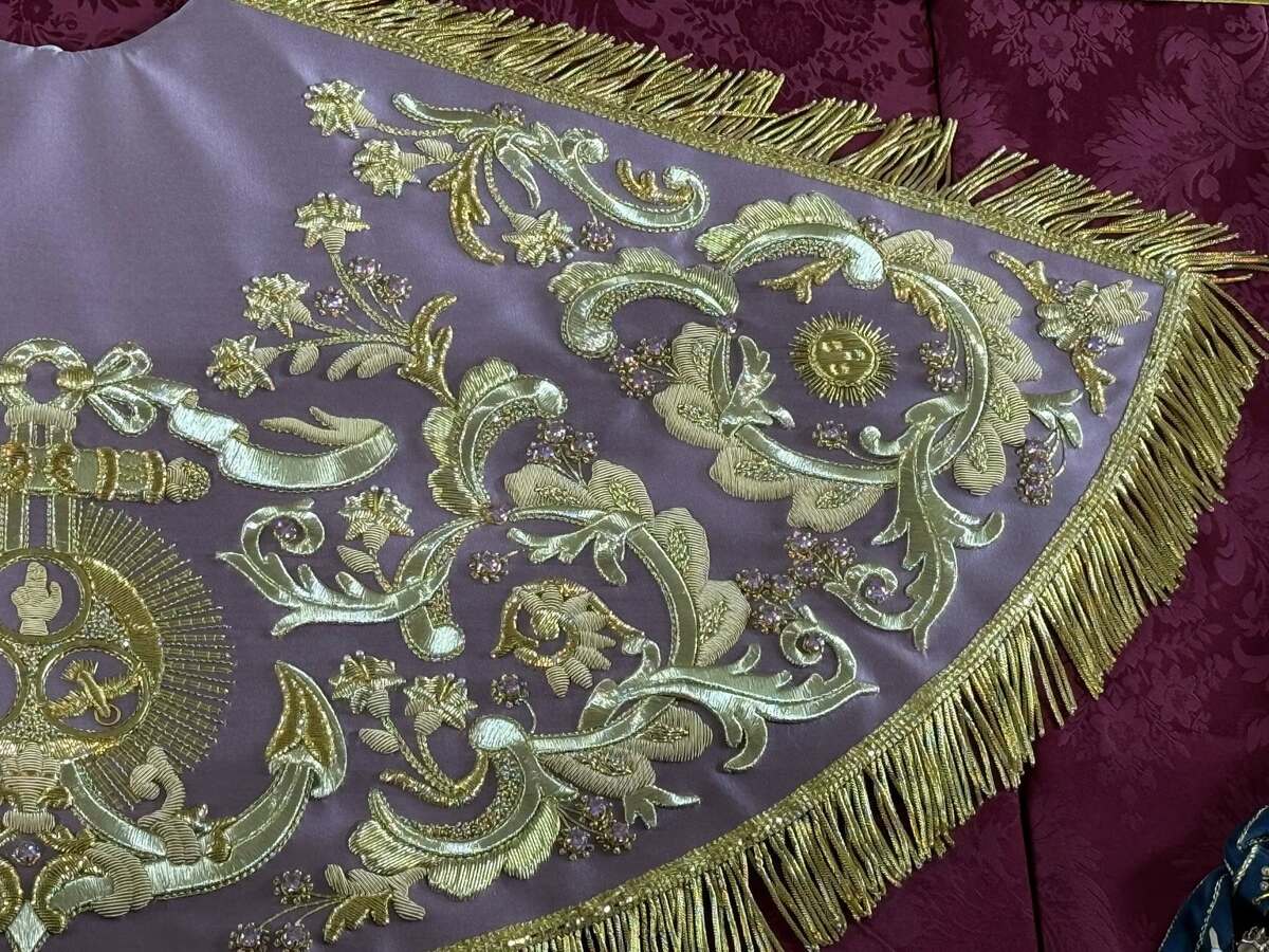 Virgen de Zapopan atuendo Romería