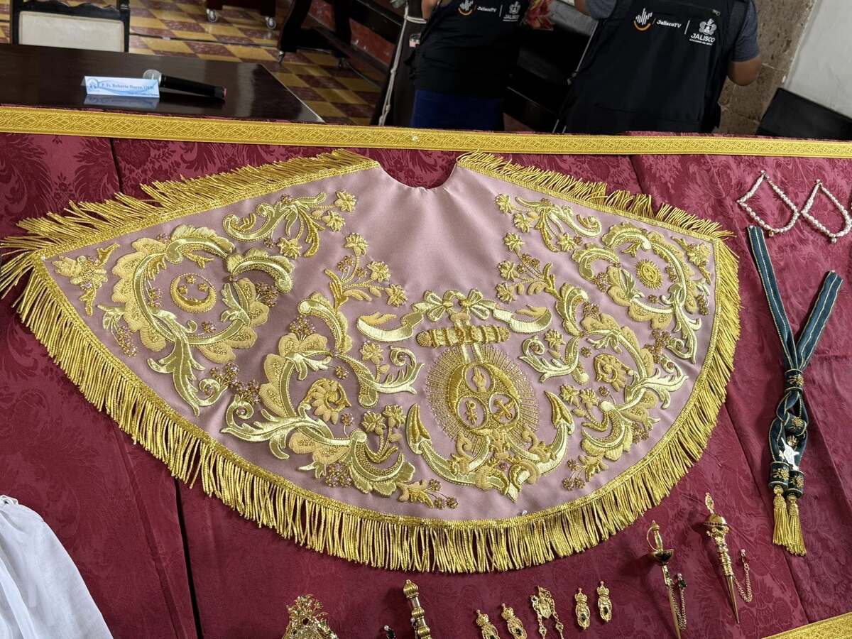 Virgen de Zapopan atuendo Romería