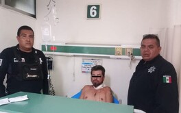 Tres niños de 3, 9 y 10 años fueron trasladados al hospital José María Rodríguez tras ser apuñalados por su padre en Ecatepec.