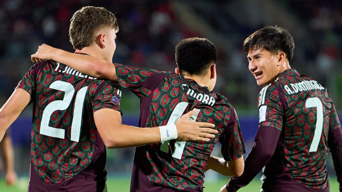 El equipo de México derrotó con autoridad a la Selección de Chile para avanzar a la siguiente fase del Mundial Sub-20. El equipo de México derrotó con autoridad a la Selección de Chile para avanzar a la siguiente fase del Mundial Sub-20.
