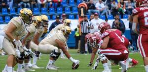 jugadores de futbol americano equipos aguilas blancas y punas cu