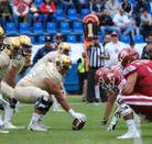 jugadores de futbol americano equipos aguilas blancas y punas cu