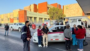El plantón fue retirado tras varias horas de manifestación, una vez que los pacientes confirmaron haber recibido atención médica.