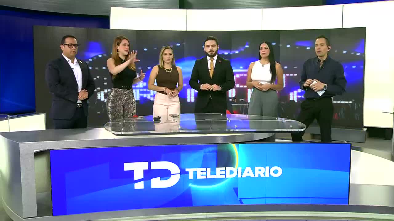 Programa conducido por Rubén Carreón y Zelenny Ibarra, martes 07 de octubre de 2025.