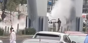 Tras chocar, el gas comenzó a salir y generó una nube blanca
