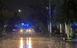 Dos mujeres fueron asesinadas a balazos en la colonia Praderas de San Francisco en el municipio de Escobedo, Nuevo León.