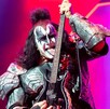 Gene Simmons, fundador de Kiss requirió atención medica tras accidente. Gene Simmons, fundador de Kiss requirió atención medica tras accidente.