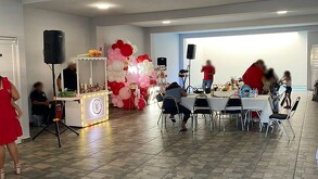 Animadores regios explotan contra clienta por cancelar show el día del evento