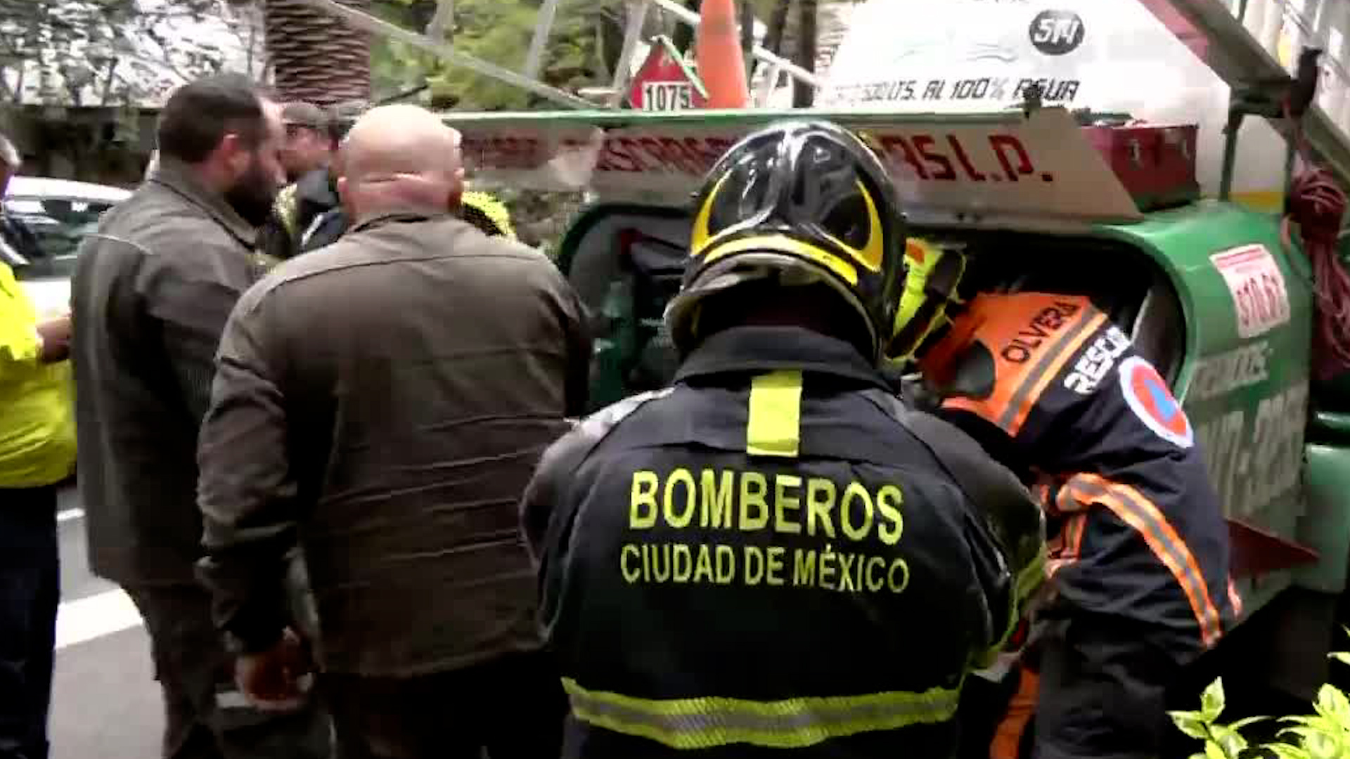 En la zona de Polanco, sobre el cruce de la calle Lamartine Y Emerson, se registra una intensa movilización de los servicios de emergencia.