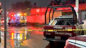 Mataron a tiros a un hombre en Santa María Coapan en Tehuacán. La policía reporta que lo persiguieron y balearon. Hallaron el cuerpo en calle Vicente Guerrero.