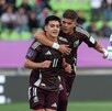 Gilberto Mora anotó de penal con la Selección de Mexicana ante Marruecos para así obtener el pase a Octavos de Final. Gilberto Mora anotó de penal con la Selección de Mexicana ante Marruecos para así obtener el pase a Octavos de Final.
