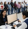 El Instituto Nacional Electoral brinda a todos los ciudadanos mayores de edad una identificación, la cual es usada como documento oficial