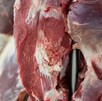 También insiste en mantener la cadena de frío y evitar la contaminación cruzada en casa para conservar el alimento en óptimas condiciones. También insiste en mantener la cadena de frío y evitar la contaminación cruzada en casa para conservar el alimento en óptimas condiciones.
