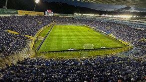 La FIFA ha sancionado a la Federación Salvadoreña de Fútbol (Fesfut) con una multa económica significativa por actos de racismo