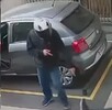 Intento de robo en termina violentamente cuando dos víctimas, incluyendo un policía retirado, repelen a cuatro delincuentes, dejando un asaltante herido. Intento de robo en termina violentamente cuando dos víctimas, incluyendo un policía retirado, repelen a cuatro delincuentes, dejando un asaltante herido.