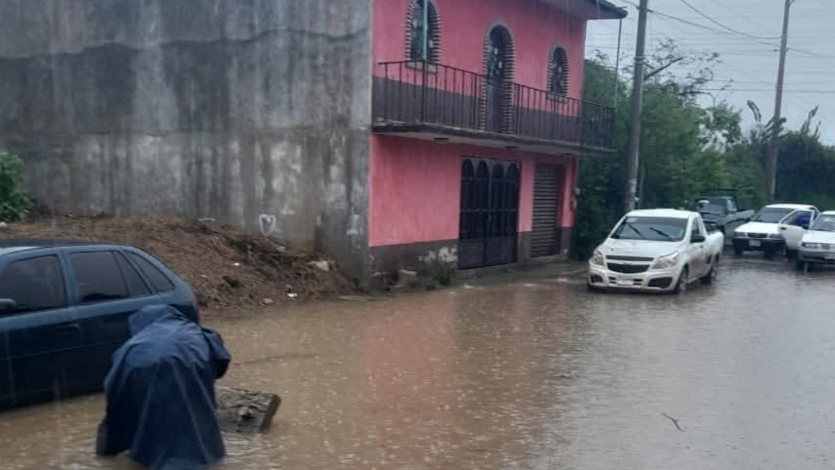Las fuertes lluvias dejaron miles de damnificados en Hidalgo Las fuertes lluvias dejaron miles de damnificados en Hidalgo