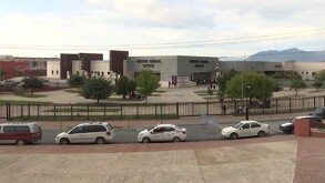 Paramédicos arribaron al lugar y brindaron atención al joven, quien posteriormente fue trasladado al Hospital General de Saltillo.