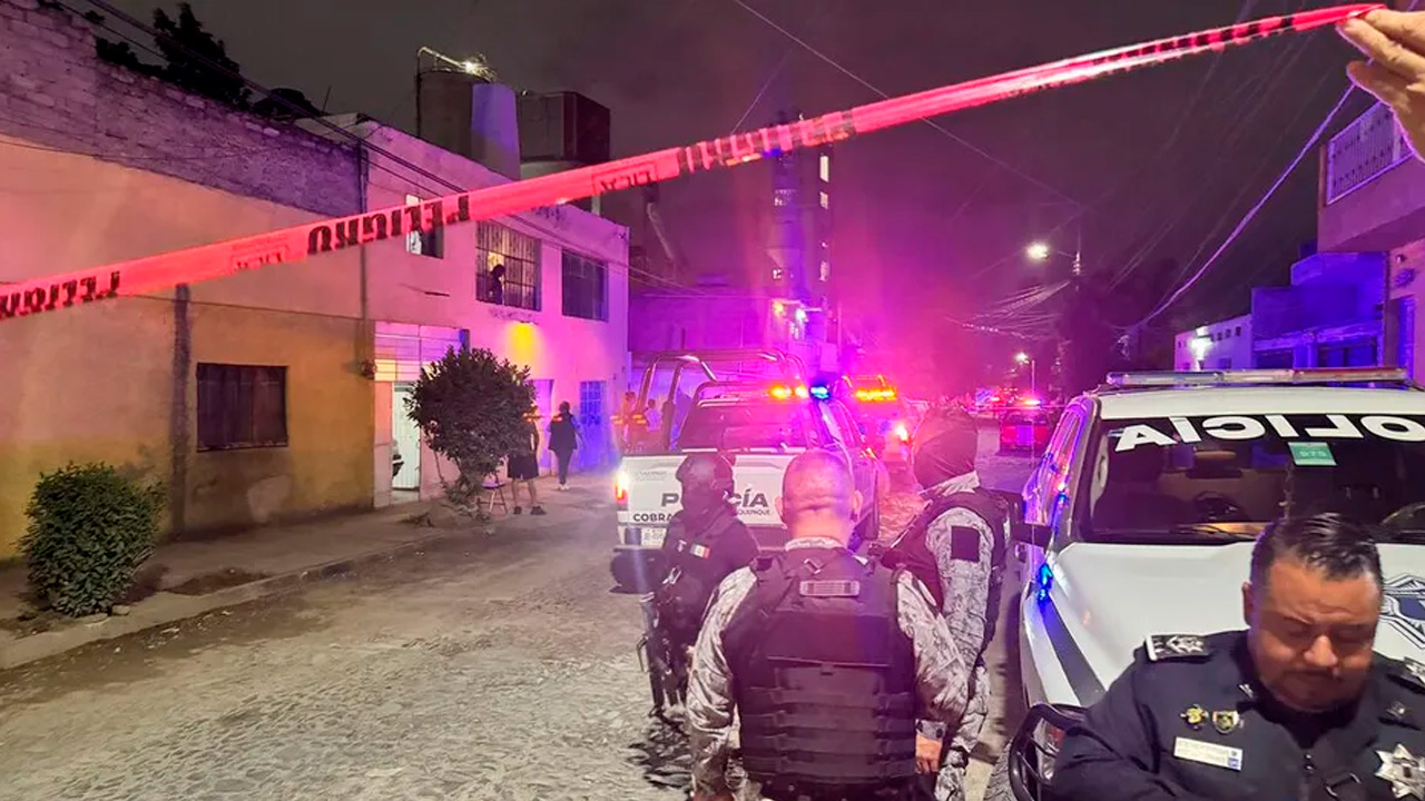 Dos hombres, presuntamente hermanos, fueron asesinados a balazos en la colonia Cerro del Cuatro, en San Pedro Tlaquepaque, tras una riña familiar.