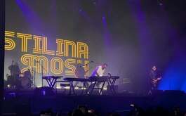 La agrupación Plastilina Mosh regresó al Showcenter Complex para dar un concierto en sus tierras regiomontanas, logrando un lleno total.