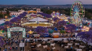 La Feria Internacional Ganadera de Querétaro es un punto de encuentro entre generaciones, donde la tradición se mezcla con la modernidad del entretenimiento.
